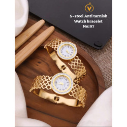 Bracelet Style Analog Watch-2