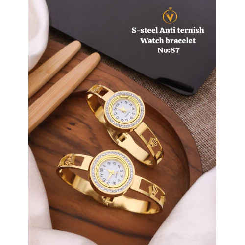 Bracelet Style Analog Watch-1