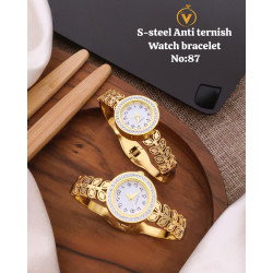 Bracelet Style Analog Watch